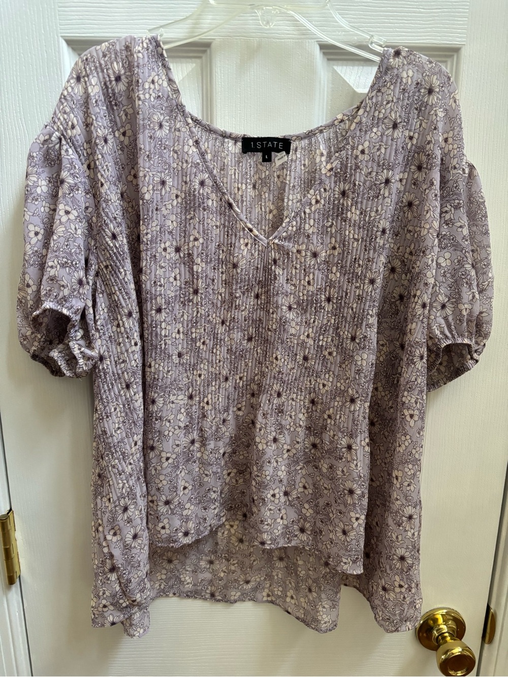 1. State Lilac Floral V-Neck Puff Sleeve Blouse, Size L, NWOT